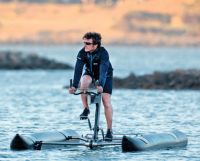 Schiller X1 water bicycle allows riders to safely ride on water