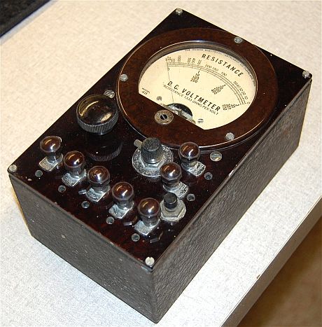 courtesy Steve's Antique Technology, stevenjohnson.com. Early Hickok Volt/Ohm Meter