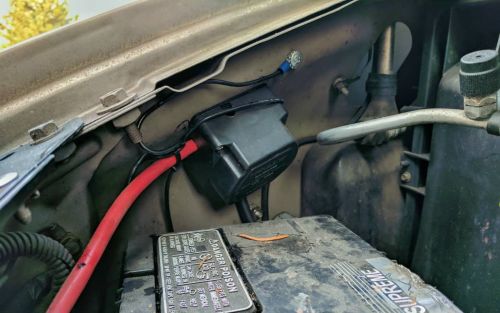Image: From gnomadhome.com's article 'Vanlife Essentials: Installing a Smart Battery Isolator'...