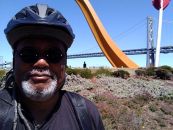 On Sun. the 10th I rode the Embarcadero Loop. The big 'Cupid's Bow' sculpture marks the halfway point...