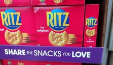 Instead of bread for lunch, 5 Ritz crackers have 10g of carbs...